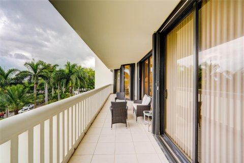 Condominio en venta en Aventura, Florida, 2 dormitorios, 144.93 m2 № 1980278 - foto 10