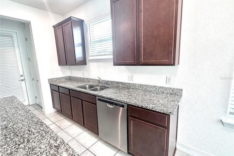 Adosado en alquiler en Orlando, Florida, 4 dormitorios, 213.95 m2 № 1825150 - foto 20