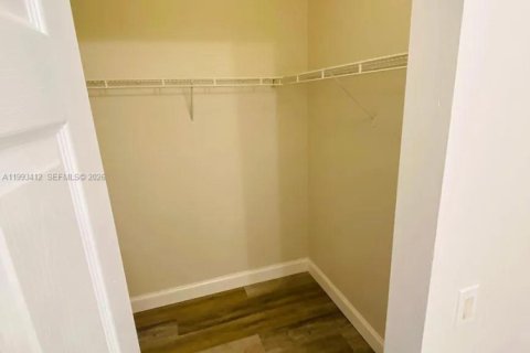 Touwnhouse à vendre à Miramar, Floride: 3 chambres, 148.74 m2 № 2091325 - photo 25