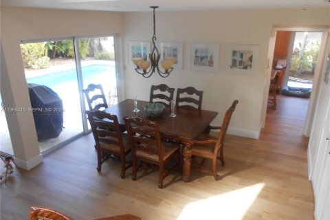 Villa ou maison à vendre à Hollywood, Floride: 3 chambres, 224.82 m2 № 2030447 - photo 5