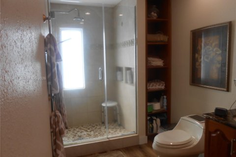 Villa ou maison à vendre à Hollywood, Floride: 3 chambres, 224.82 m2 № 2030447 - photo 12