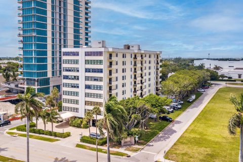 Condominio en venta en West Palm Beach, Florida, 2 dormitorios, 104.52 m2 № 2248414 - foto 2