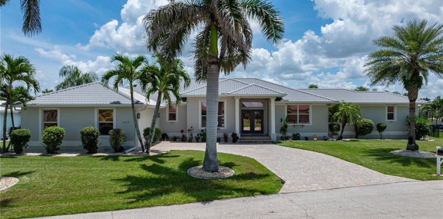 Villa ou maison à Punta Gorda, Floride 3 chambres, 214.42 m2 № 1829988