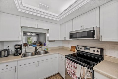 Condo in Dunedin, Florida, 2 bedrooms  № 1853108 - photo 7