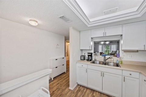 Condo in Dunedin, Florida, 2 bedrooms  № 1853108 - photo 6