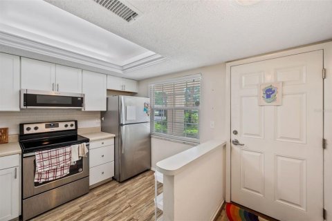 Condo in Dunedin, Florida, 2 bedrooms  № 1853108 - photo 9