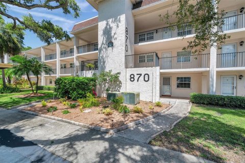 Condo in Dunedin, Florida, 2 bedrooms  № 1853108 - photo 1