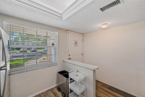 Condo in Dunedin, Florida, 2 bedrooms  № 1853108 - photo 8