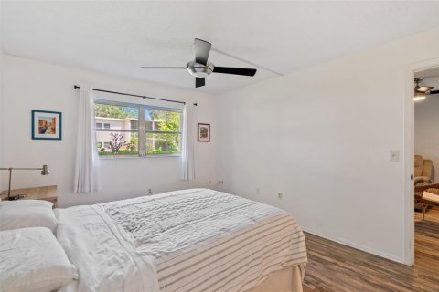 Condo in Dunedin, Florida, 2 bedrooms  № 1853108 - photo 21