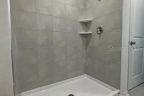 House in Lake Wales, Florida 4 bedrooms, 179.39 sq.m. № 2224493 - photo 11