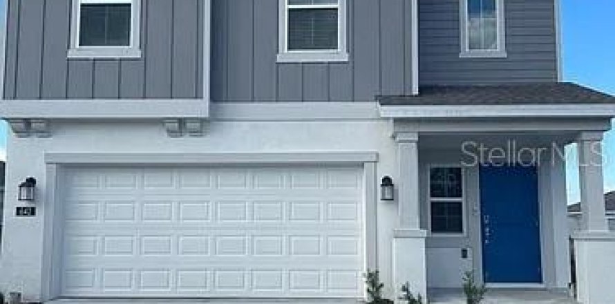 House in Lake Wales, Florida 4 bedrooms, 179.39 sq.m. № 2224493
