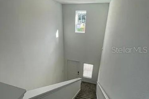 House in Lake Wales, Florida 4 bedrooms, 179.39 sq.m. № 2224493 - photo 7