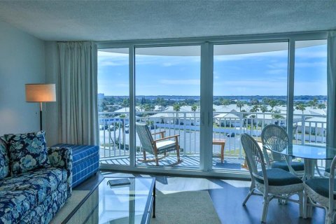 Copropriété à vendre à Daytona Beach Shores, Floride: 1 chambre, 78.97 m2 № 2232466 - photo 8