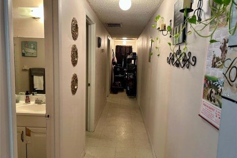 Купить коммерческую недвижимость в Ваучула, Флорида 4 спальни, 151.43м2, № 1906612 - фото 12