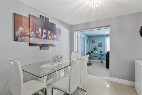 Купить виллу или дом в Тампа, Флорида 6 комнат, 160.91м2, № 1803680 - фото 16