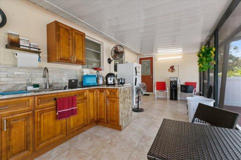 Купить виллу или дом в Тампа, Флорида 6 комнат, 160.91м2, № 1803680 - фото 27