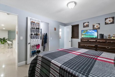 Купить виллу или дом в Тампа, Флорида 6 комнат, 160.91м2, № 1803680 - фото 23