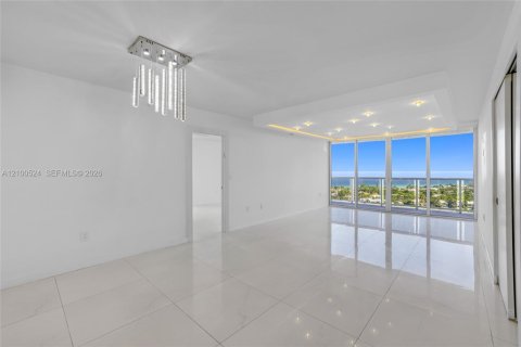 Copropriété à louer à Aventura, Floride: 2 chambres, 102.19 m2 № 2417449 - photo 28
