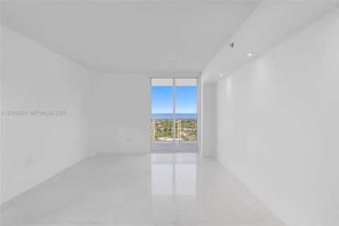 Copropriété à louer à Aventura, Floride: 2 chambres, 102.19 m2 № 2417449 - photo 5