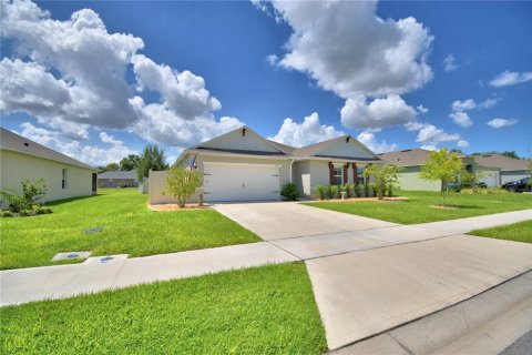 House in Auburndale, Florida 4 bedrooms, 215.44 sq.m. № 1885741 - photo 6