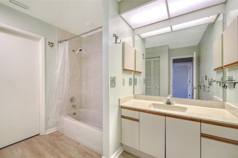 Condominio en venta en Sarasota, Florida, 3 dormitorios, 153.85 m2 № 2101298 - foto 25