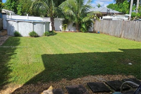 Casa en venta en Miami, Florida, 4 dormitorios, 172.8 m2 № 1953912 - foto 25