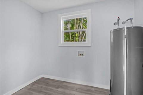 Villa ou maison à vendre à Palmetto, Floride: 4 chambres, 183.76 m2 № 2406424 - photo 16