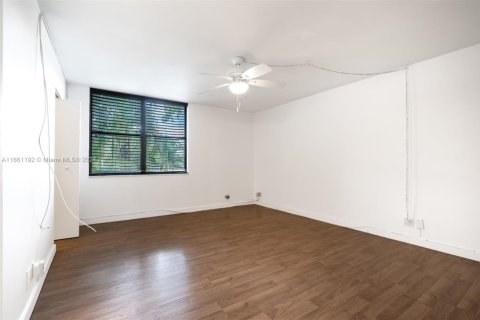 Adosado en venta en Aventura, Florida, 3 dormitorios, 123.56 m2 № 1871794 - foto 18