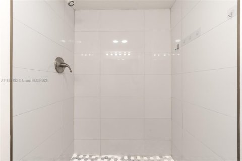 Adosado en venta en Aventura, Florida, 3 dormitorios, 123.56 m2 № 1871794 - foto 15