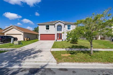 House in Kissimmee, Florida 4 bedrooms, 273.88 sq.m. № 2424051 - photo 5