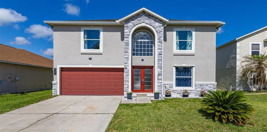 House in Kissimmee, Florida 4 bedrooms, 273.88 sq.m. № 2424051