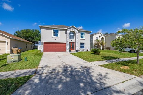 House in Kissimmee, Florida 4 bedrooms, 273.88 sq.m. № 2424051 - photo 4