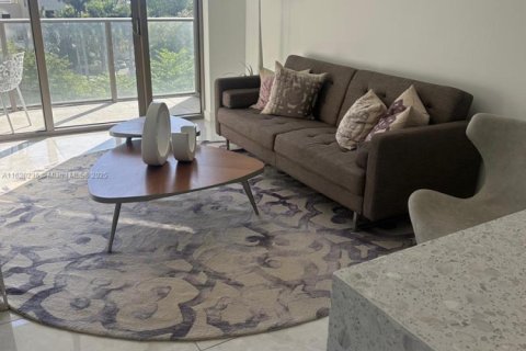 Condo in Miami, Florida, 1 bedroom  № 1269018 - photo 7