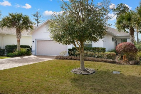 House in Palm Coast, Florida 3 bedrooms, 163.42 sq.m. № 2116927 - photo 2