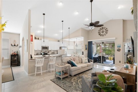 House in Palm Coast, Florida 3 bedrooms, 163.42 sq.m. № 2116927 - photo 3