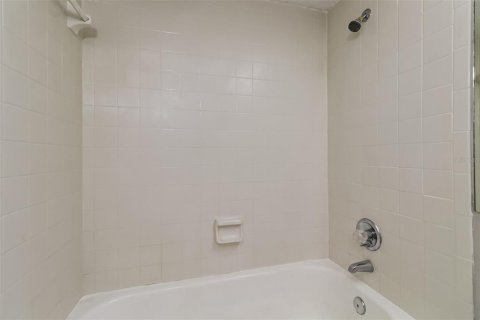 Villa ou maison à vendre à Port Richey, Floride: 3 chambres, 134.24 m2 № 2275779 - photo 13