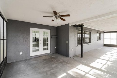 Villa ou maison à vendre à Port Richey, Floride: 3 chambres, 134.24 m2 № 2275779 - photo 9