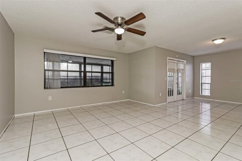 Villa ou maison à vendre à Port Richey, Floride: 3 chambres, 134.24 m2 № 2275779 - photo 3