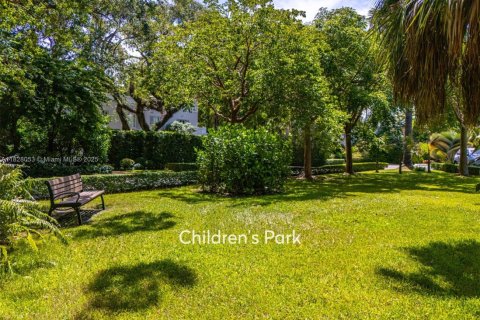 Купить виллу или дом в Майами, Флорида 4 спальни, 273.6м2, № 1818393 - фото 29