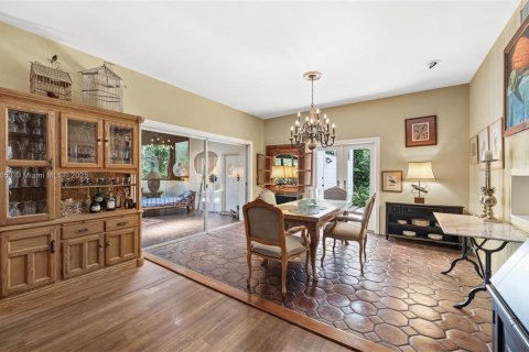 Купить виллу или дом в Майами, Флорида 4 спальни, 273.6м2, № 1818393 - фото 10