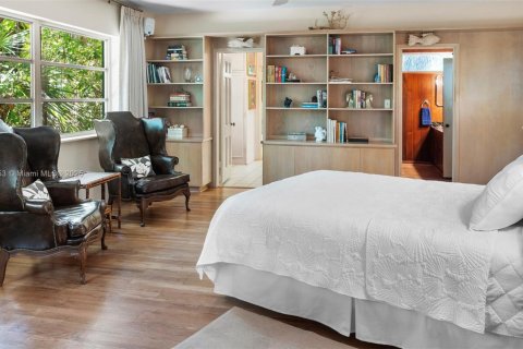 Купить виллу или дом в Майами, Флорида 4 спальни, 273.6м2, № 1818393 - фото 19