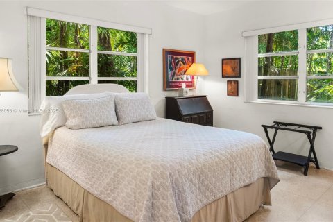 Купить виллу или дом в Майами, Флорида 4 спальни, 273.6м2, № 1818393 - фото 24