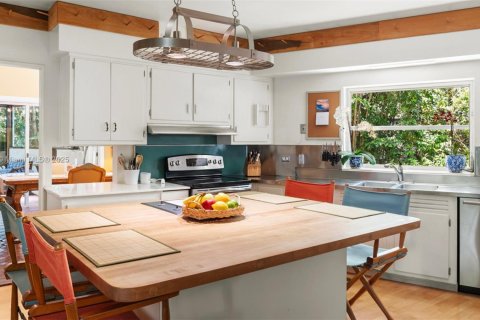 Купить виллу или дом в Майами, Флорида 4 спальни, 273.6м2, № 1818393 - фото 18