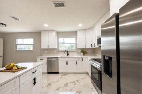 Купить виллу или дом в Ормонд-Бич, Флорида 7 комнат, 183.2м2, № 2310666 - фото 10