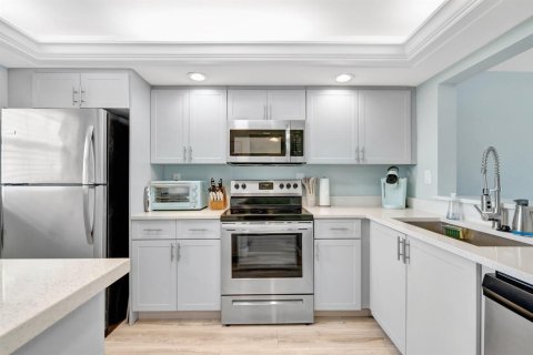 Купить кондоминиум в Дженсен-Бич, Флорида 6 комнат, 94.85м2, № 2085194 - фото 5