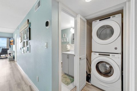 Купить кондоминиум в Дженсен-Бич, Флорида 6 комнат, 94.85м2, № 2085194 - фото 24