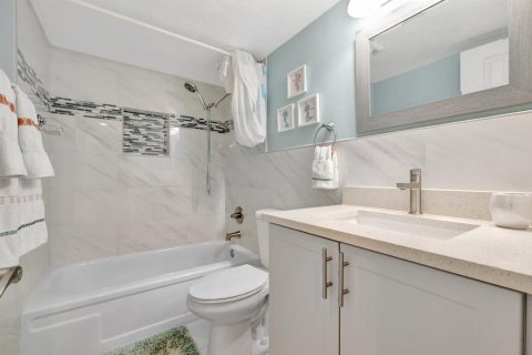 Купить кондоминиум в Дженсен-Бич, Флорида 6 комнат, 94.85м2, № 2085194 - фото 23