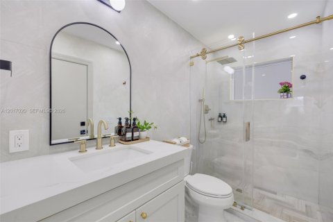 Купить виллу или дом в Майами, Флорида 4 спальни, 294.5м2, № 2085361 - фото 21