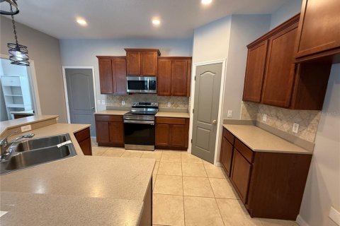 Villa ou maison à vendre à Kissimmee, Floride: 4 chambres, 273.5 m2 № 2109913 - photo 8