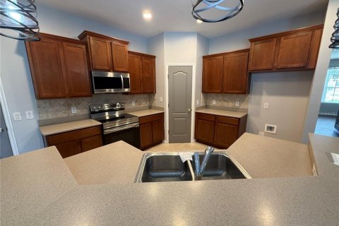 Villa ou maison à vendre à Kissimmee, Floride: 4 chambres, 273.5 m2 № 2109913 - photo 10